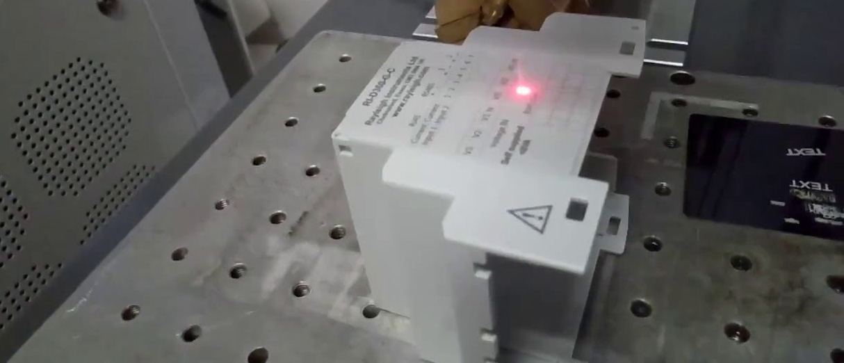  uv laser marking plastic