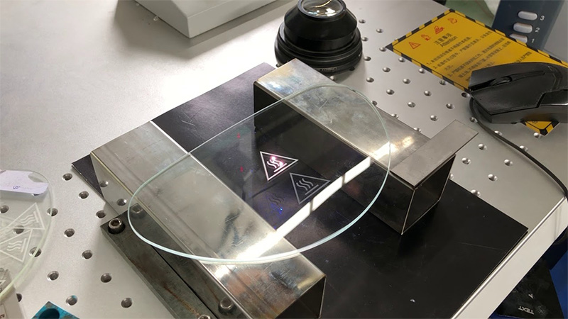 advantages of uv laser marking machine