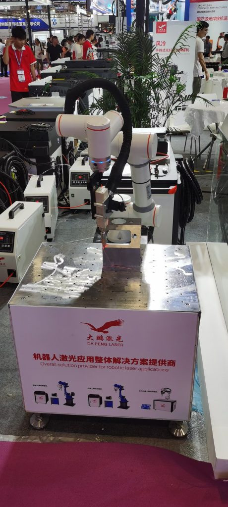 robot laser welding machine