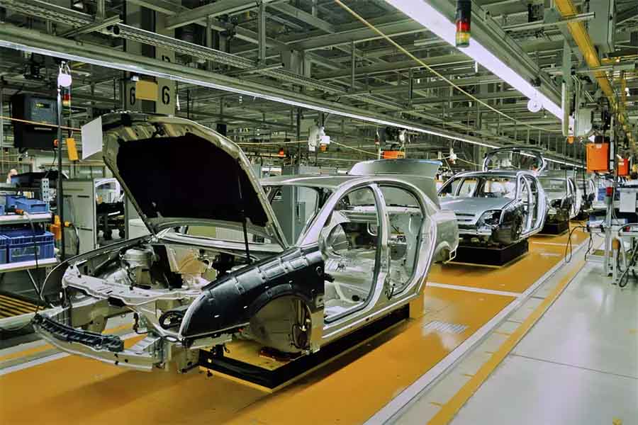 laser robot application in auto industry