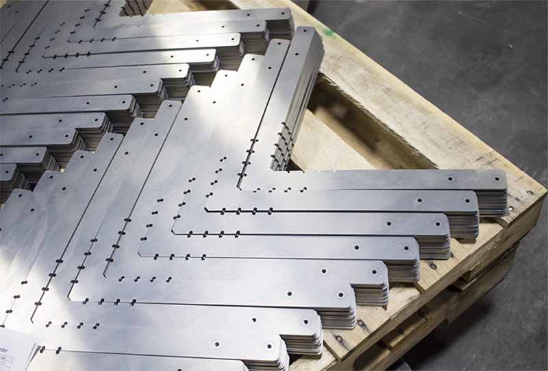 laser cutting thin stainless steel