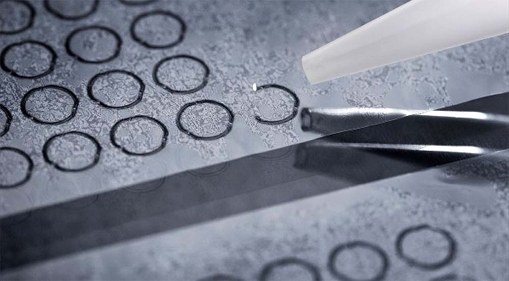 laser cutting in micromachining