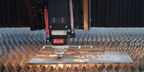 fiber laser cutting machine