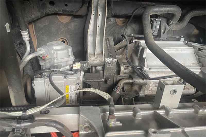 advantages of laser cleaning automotive engines